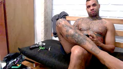 dogtattoo77 online show from 25, 10, 2025