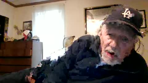 Snapshot of doingmyself69 chatting on 2, 10, 2025 doingmyself69 online show from 2, 10, 2025