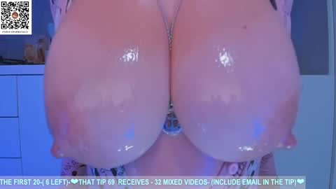 Snapshot of dolce4you69 chatting on 22, 2, 2025 Dea----IF YOU WANT TO SUPPORT ME -Purshase subscribtions scroll BIO  THANK YOU LOVE - online show from 22, 2, 2025