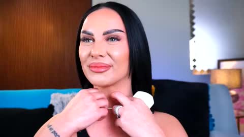 Monica online show from 24, 2, 2025