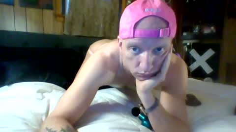 Snapshot of doll1028064212 chatting on 2, 3, 2026 doll1028064212 online show from 2, 3, 2026