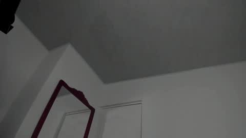 Ludika Santiago online show from 7, 2, 2025