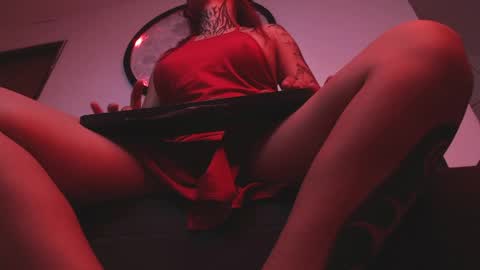 Snapshot of doll_and_thebrown chatting on 30, 4, 2026 doll_and_thebrown online show from 30, 4, 2026