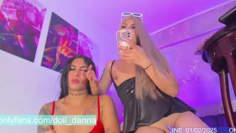 Snapshot of doll_danna chatting on 2, 2, 2025 Luciana My online show from 2, 2, 2025