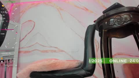 Snapshot of doll_danna chatting on 25, 2, 2025 Luciana My online show from 25, 2, 2025