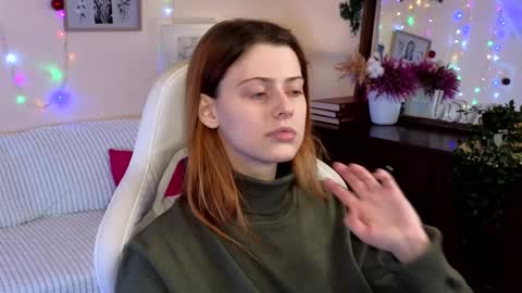 Snapshot of doll_lesli chatting on 19, 12, 2024 Your doll Lesli online show from 19, 12, 2024