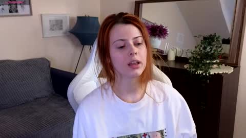 Snapshot of doll_lesli chatting on 7, 2, 2025 Your doll Lesli online show from 7, 2, 2025