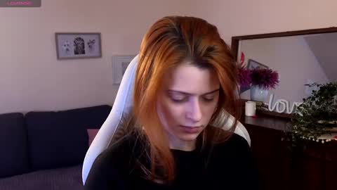 Snapshot of doll_lesli chatting on 24, 2, 2025 Your doll Lesli online show from 24, 2, 2025