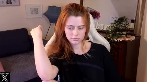 Snapshot of doll_lesli chatting on 25, 2, 2025 Your doll Lesli online show from 25, 2, 2025
