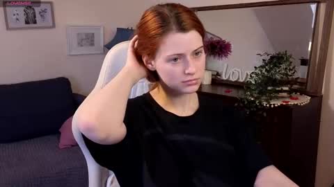 Snapshot of doll_lesli chatting on 27, 2, 2025 Your doll Lesli online show from 27, 2, 2025