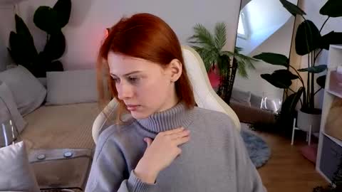 Snapshot of doll_lesli chatting on 24, 9, 2025 Your doll Lesli online show from 24, 9, 2025