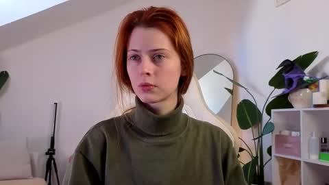 Snapshot of doll_lesli chatting on 18, 10, 2025 Your doll Lesli online show from 18, 10, 2025