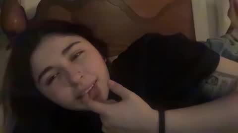 Snapshot of doll_lovely chatting on 29, 3, 2026 Doll online show from 29, 3, 2026