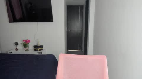 doll_oriana online show from 4, 3, 2025