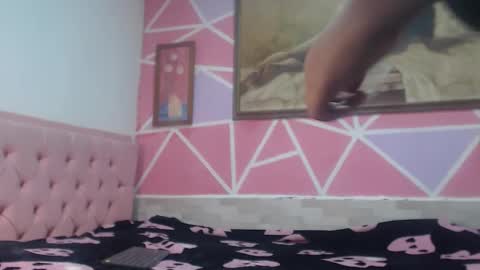 doll rihana online show from 6, 3, 2026