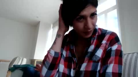 Snapshot of doll_sary chatting on 26, 5, 2026 Catherine XXX online show from 26, 5, 2026