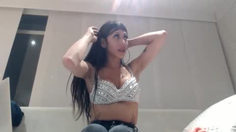 Snapshot of doll_sary chatting on 27, 5, 2026 Catherine XXX online show from 27, 5, 2026