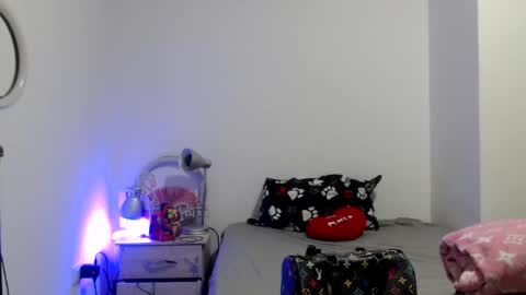 Catherine XXX online show from 11, 7, 2026
