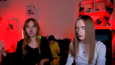 doll_vey online show from 21, 10, 2025