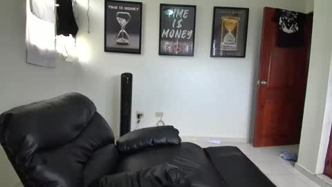 DollarHot30 online show from 14, 4, 2026