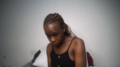 Snapshot of dollberry chatting on 4, 1, 2025 dollberry online show from 4, 1, 2025