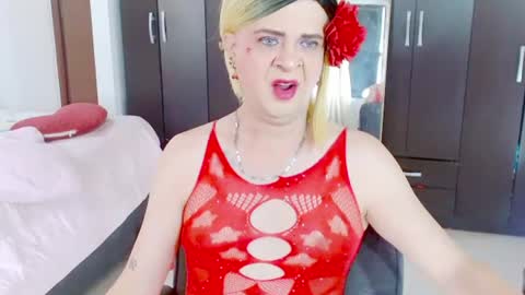 Snapshot of dolldirtyxxx1 chatting on 12, 7, 2026 ilona online show from 12, 7, 2026