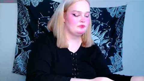 Snapshot of dolled_up_cvnt chatting on 6, 2, 2026 Miss Rose online show from 6, 2, 2026