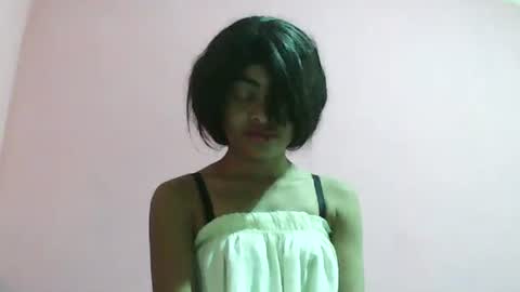 Snapshot of dollepoupee chatting on 2, 10, 2025 dollepoupee online show from 2, 10, 2025