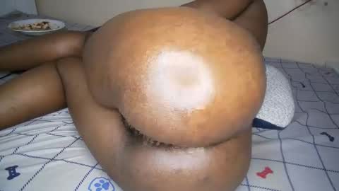 Snapshot of dollqueen_ chatting on 23, 9, 2025 dollqueen_ online show from 23, 9, 2025