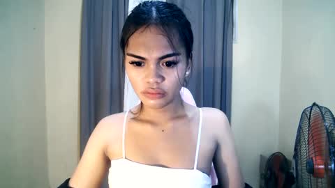 Snapshot of dolly_angel2 chatting on 24, 2, 2025 dolly_angel2 online show from 24, 2, 2025