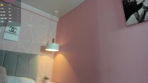 Call me Zoe  online show from 15, 12, 2025