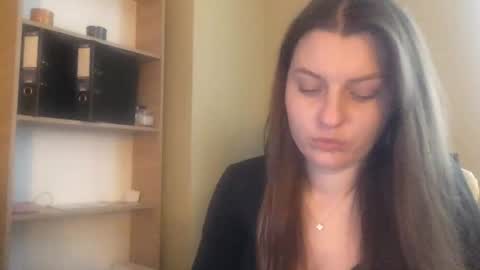 DollyRoma online show from 31, 10, 2025