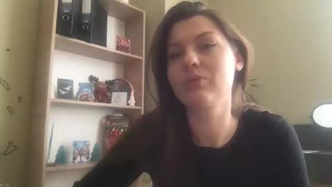 DollyRoma online show from 16, 12, 2025