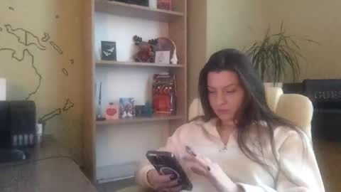 DollyRoma online show from 15, 1, 2026