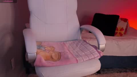 Snapshot of dollywalker chatting on 6, 2, 2026 Dolly online show from 6, 2, 2026