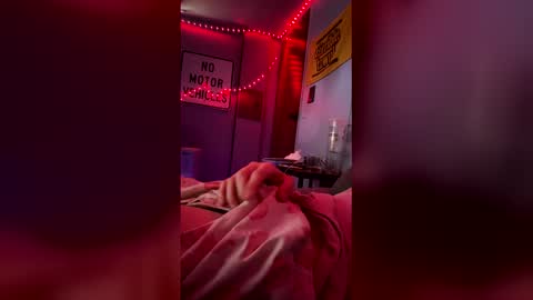 dom18888 online show from 29, 3, 2026
