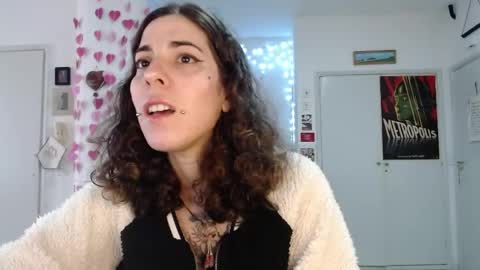 Snapshot of domenica_dos_ouros chatting on 24, 5, 2026 sweet domme online show from 24, 5, 2026