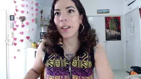 Snapshot of domenica_dos_ouros chatting on 31, 5, 2026 sweet domme online show from 31, 5, 2026