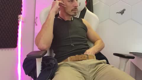 Snapshot of dominance chatting on 20, 12, 2025 Master Dominance online show from 20, 12, 2025