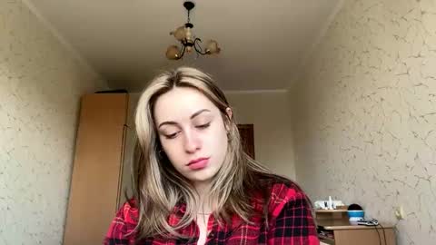 Mia online show from 17, 4, 2026