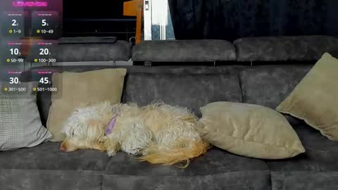 SANTI  independent model online show from 20, 2, 2025