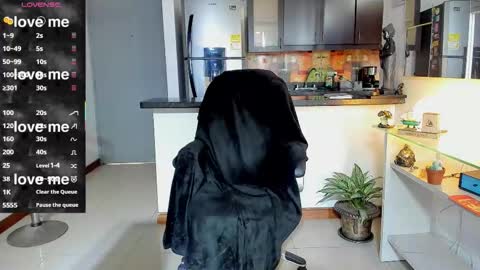 SANTI  independent model online show from 20, 9, 2025