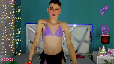 Snapshot of dominic_thailor chatting on 20, 12, 2024 Dominic online show from 20, 12, 2024