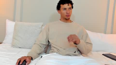 Snapshot of dominick_star chatting on 12, 12, 2024 Dominick Star online show from 12, 12, 2024