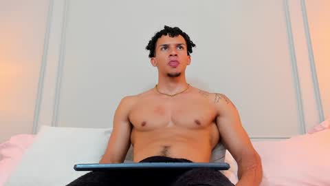 Snapshot of dominick_star chatting on 12, 1, 2025 Dominick Star online show from 12, 1, 2025