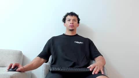 Snapshot of dominick_star chatting on 27, 1, 2025 Dominick Star online show from 27, 1, 2025