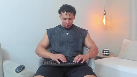 Snapshot of dominick_star chatting on 8, 2, 2025 Dominick Star online show from 8, 2, 2025