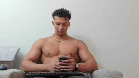 Snapshot of dominick_star chatting on 14, 2, 2025 Dominick Star online show from 14, 2, 2025