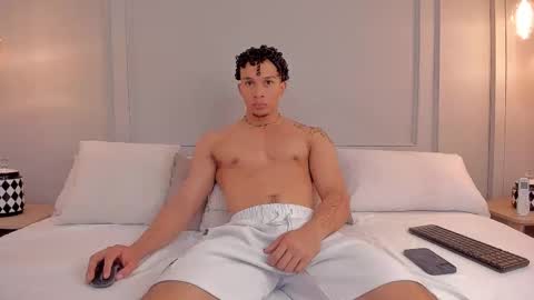 Snapshot of dominick_star chatting on 20, 11, 2025 Dominick Star online show from 20, 11, 2025