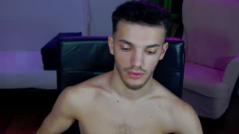 Snapshot of dominicvalente chatting on 16, 11, 2025 dominicvalente online show from 16, 11, 2025